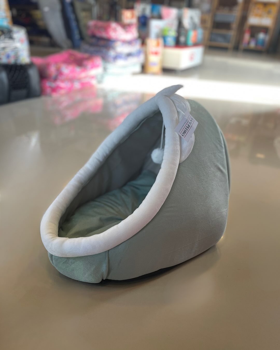 CAMA GATOS